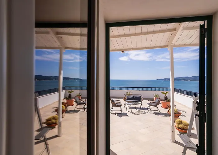 Casa Sul Mare By Rentbeat * Vieste