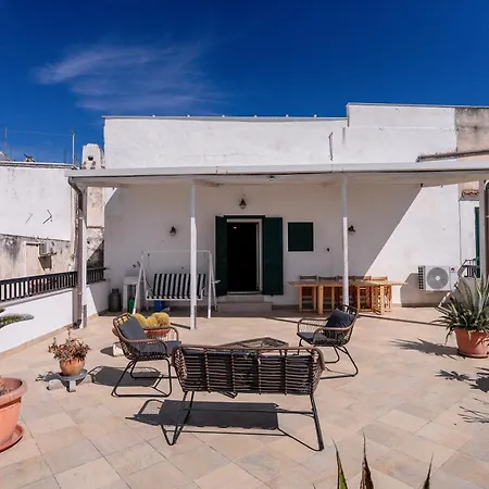 Casa Sul Mare By Rentbeat Apartment *