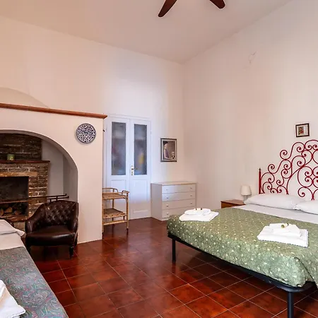 Casa Sul Mare By Rentbeat Apartment Vieste