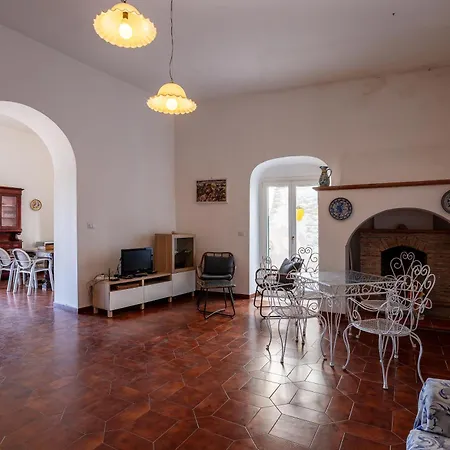 Casa Sul Mare By Rentbeat Apartment *