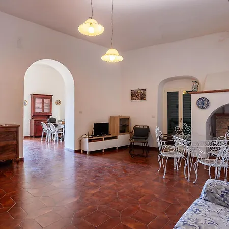 Apartment Casa Sul Mare By Rentbeat Vieste